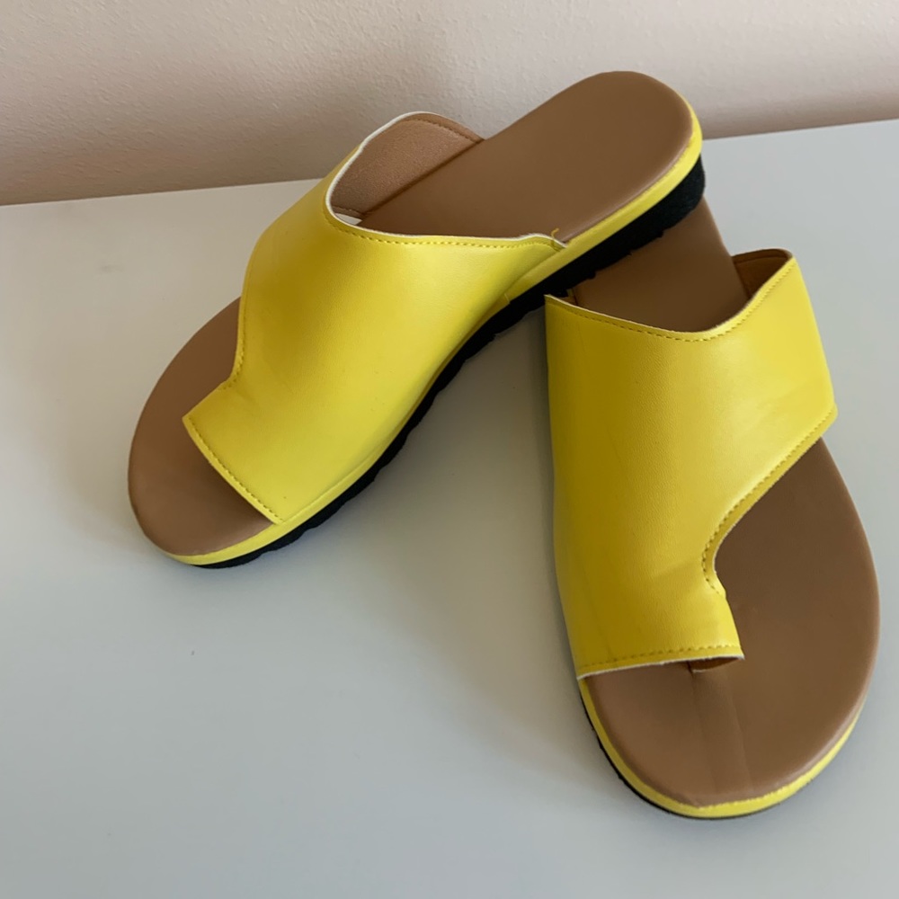Best walk yellow slide Toe ring sandal 7/7.5